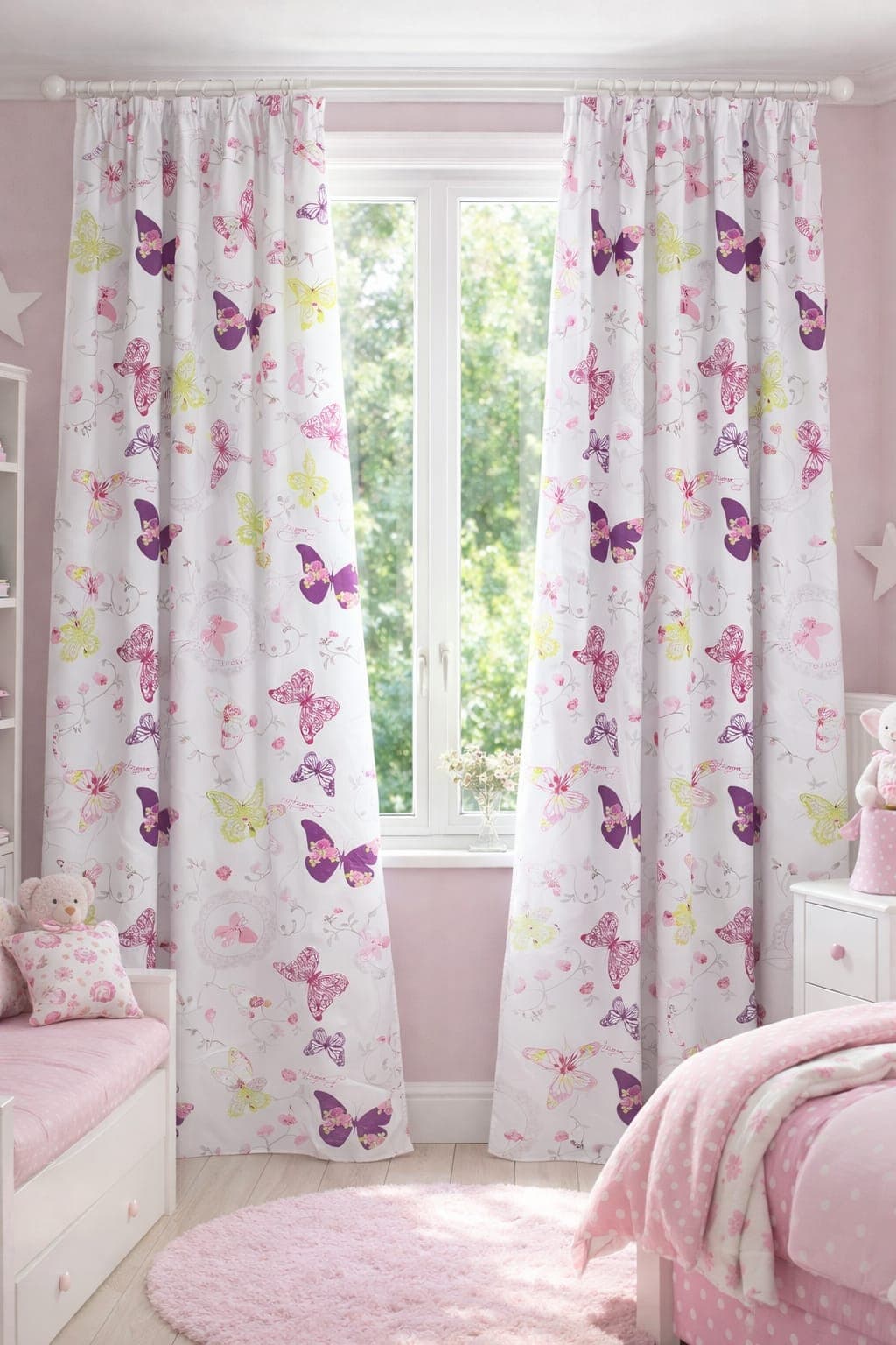 Draperie de in Fluturi in zbor